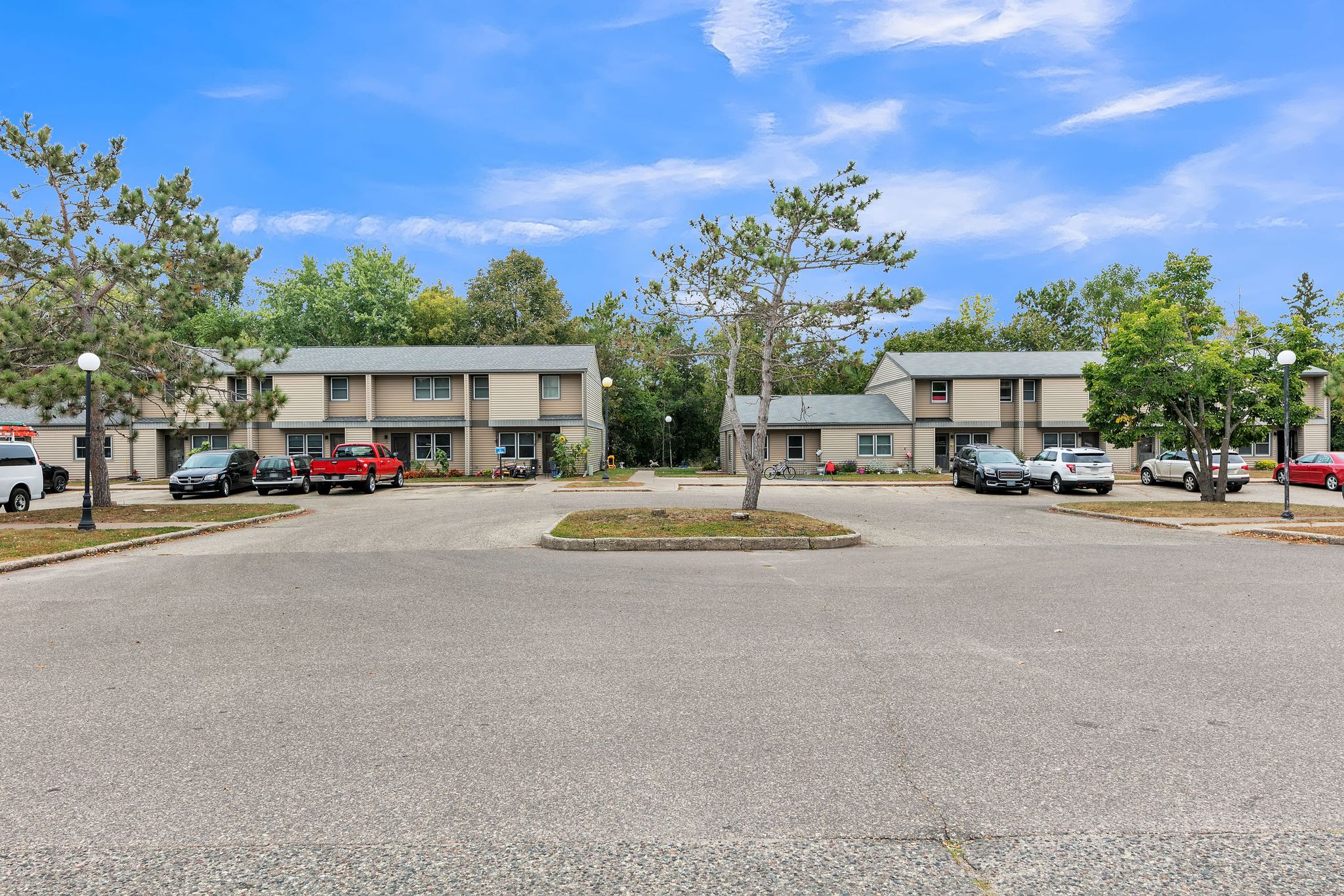 253651_Monette_Ave_New_Richmond_WI_54017_USA-Exterior-651_Monette_Ave_New_Richmond_WI_54017_1004.jpg