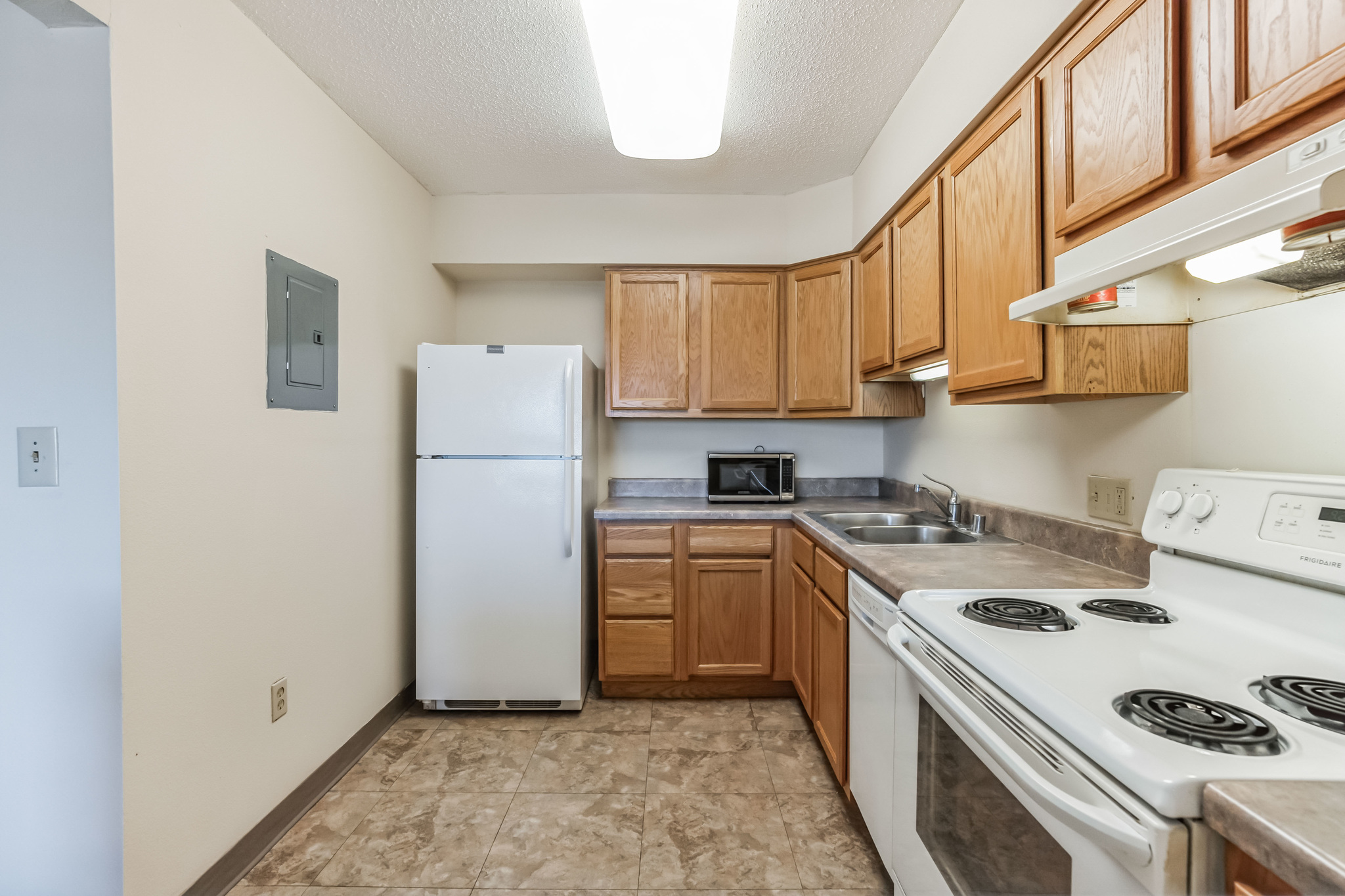 269710_Miner_Ave_W_Ladysmith_WI_54848_USA-Kitchen-F2S08959.jpg