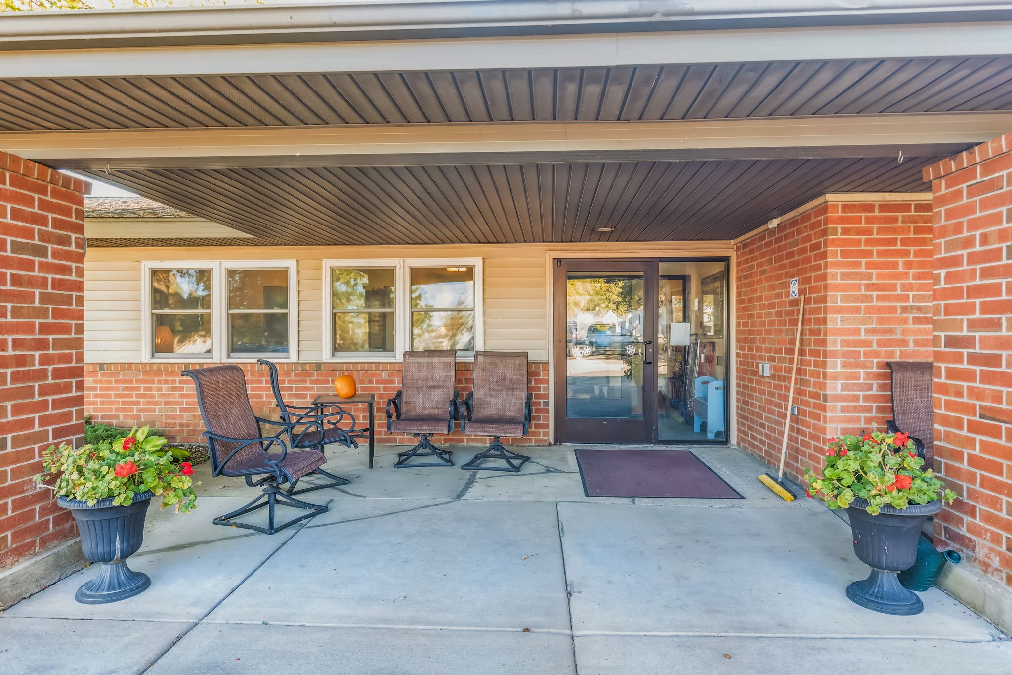 303495_S_Lake_Ave_Phillips_WI_54555_USA-Exterior-Canon_EOS_5D_Mark_IV_6880x4544_000001.jpg