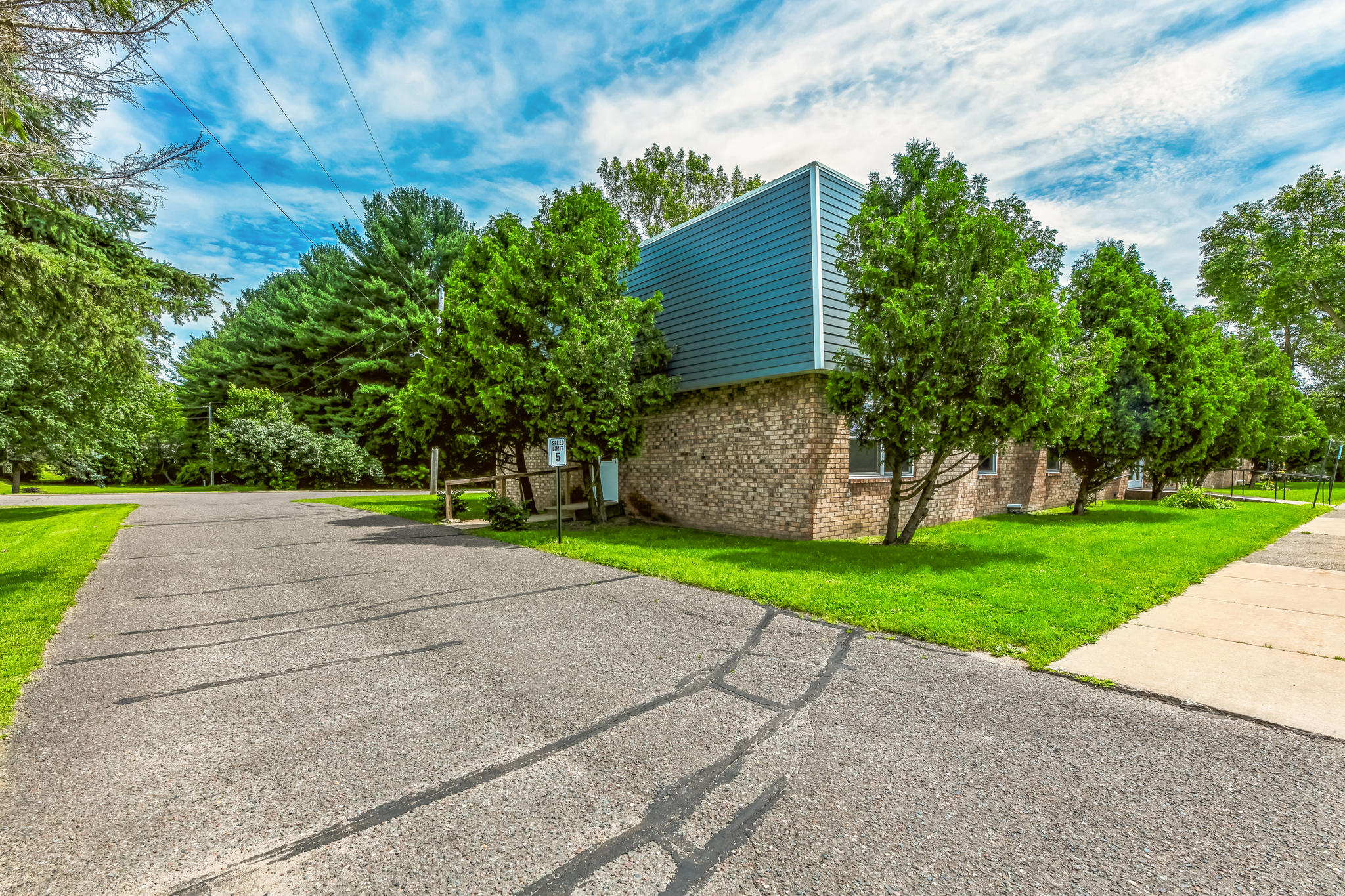 337120_3rd_Ave_Clear_Lake_WI_54005_USA-Exterior-120_3rd_Ave_Clear_Lake_WI_54005_USA_2024.jpg