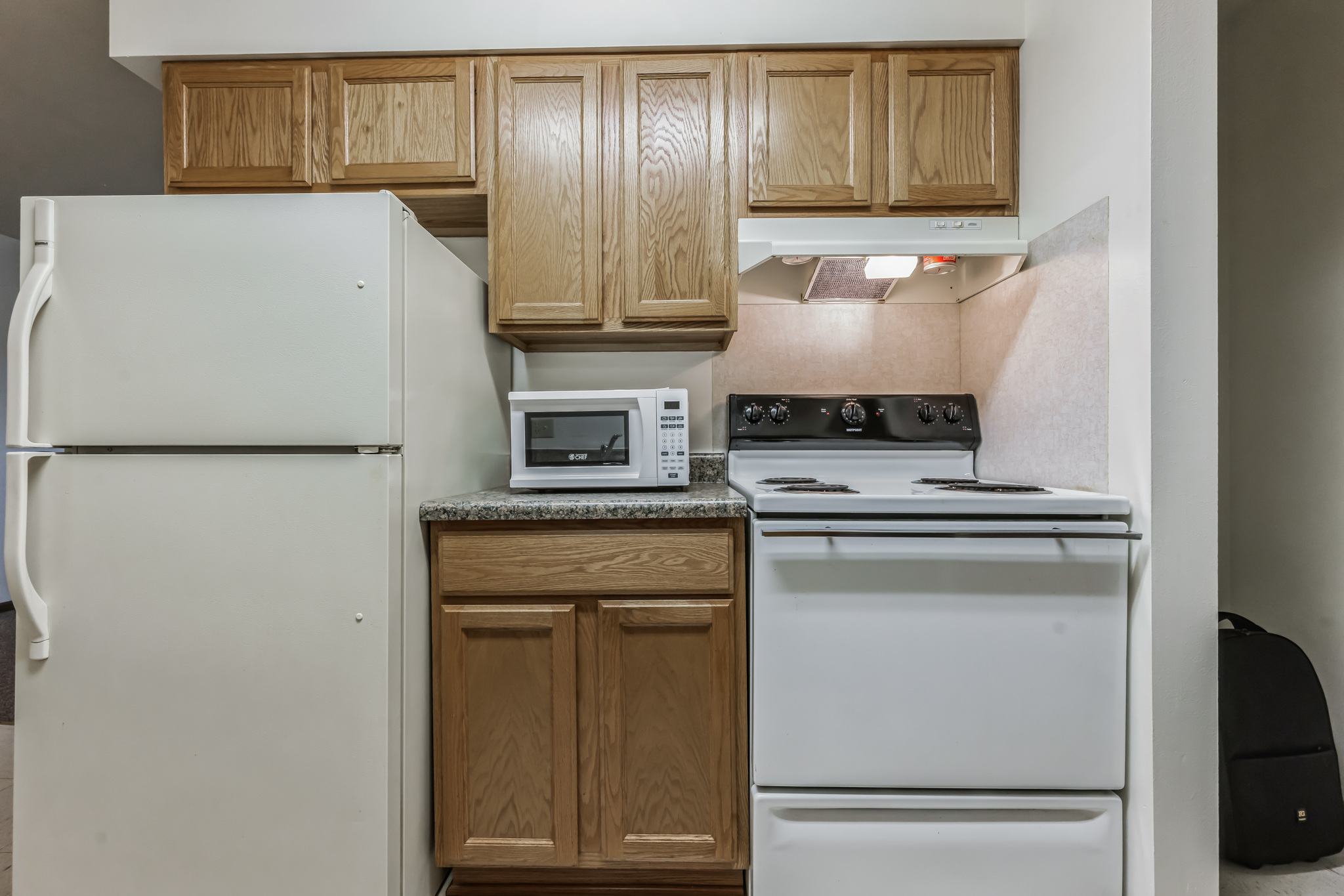 3435183_3rd_Ave_Pittsville_WI_54466_USA-Kitchen-DSC_7950.jpg