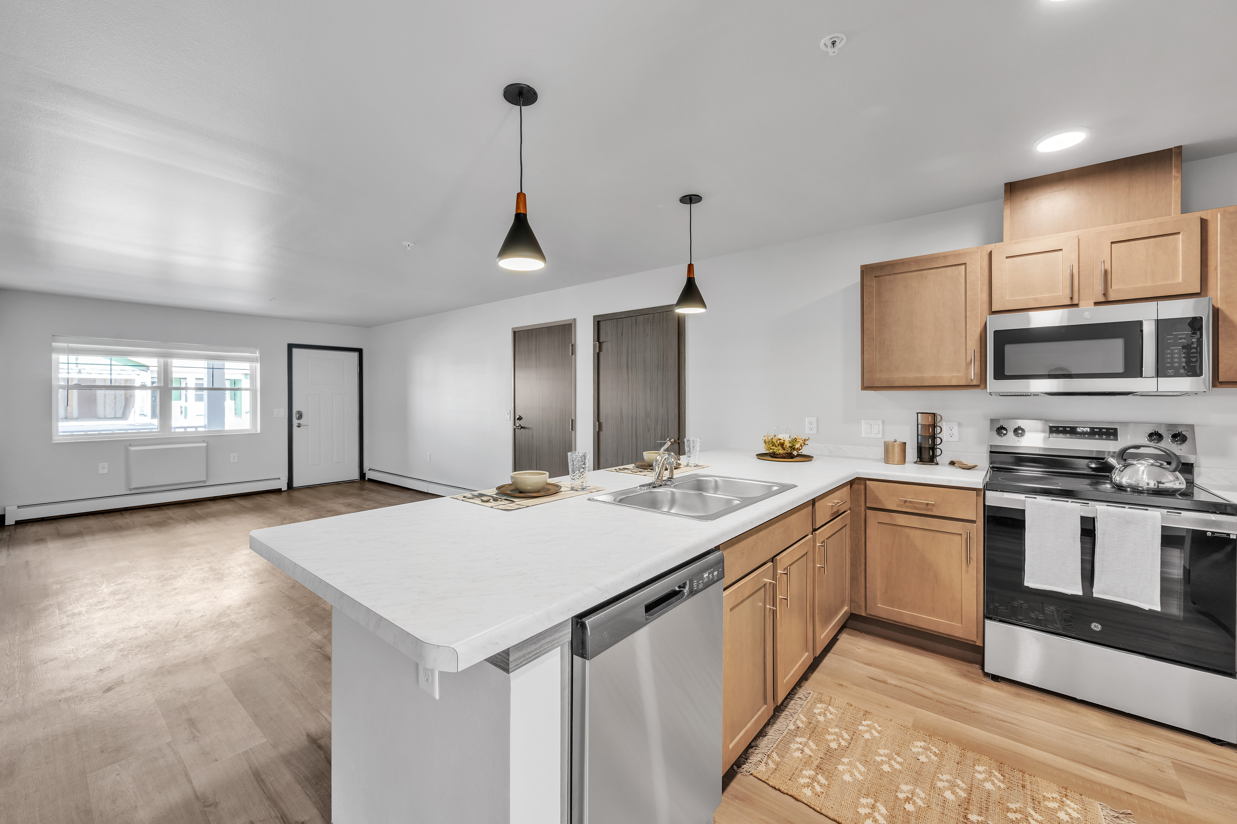 404701_S_Industrial_Dr_Waupaca_WI_54981_USA-Kitchen-IMG_6739_copy.jpg