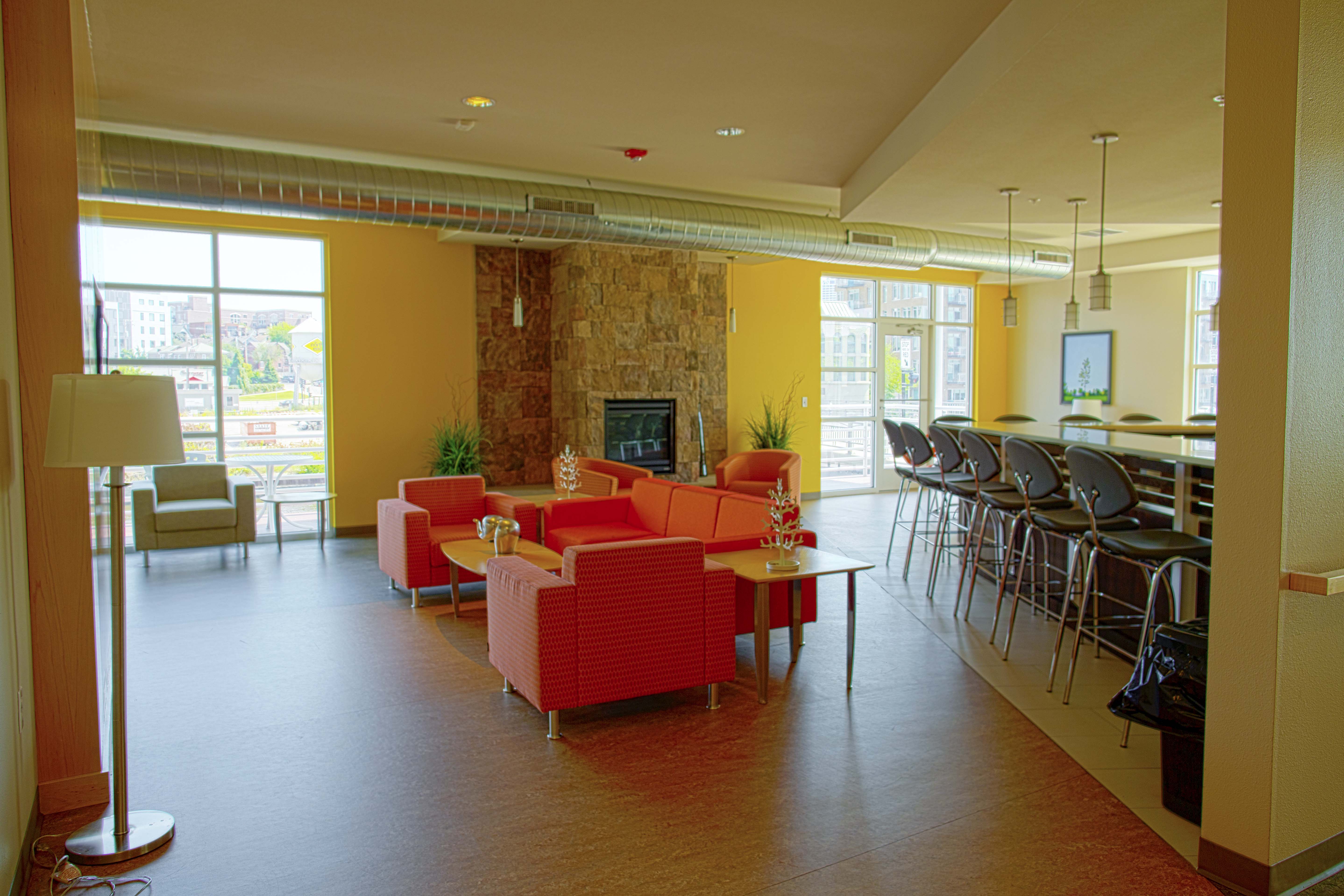 413Interior2.jpg