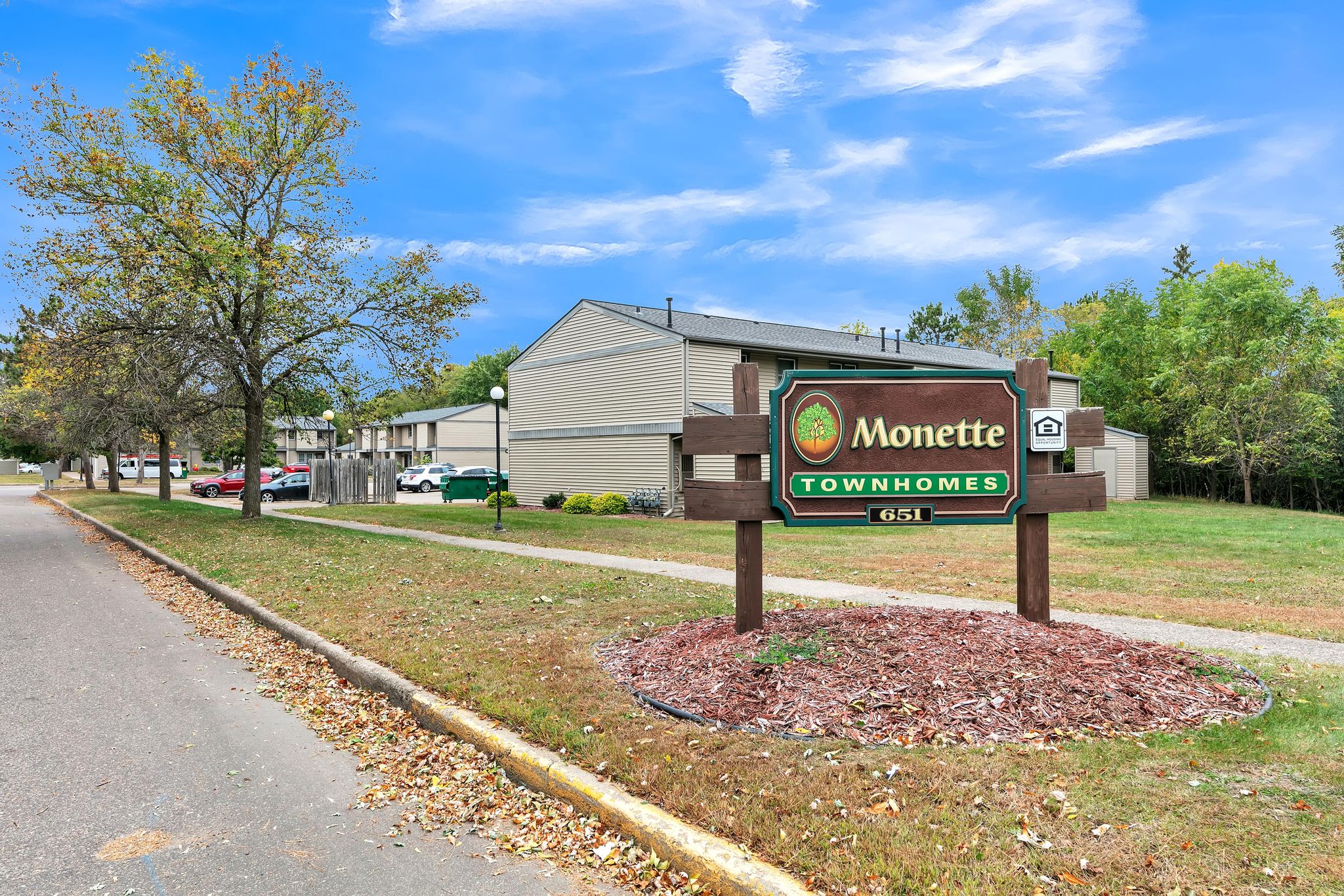 651_Monette_Ave_New_Richmond_WI_54017_USA-Exterior-651_Monette_Ave_New_Richmond_WI_54017_1001.jpg