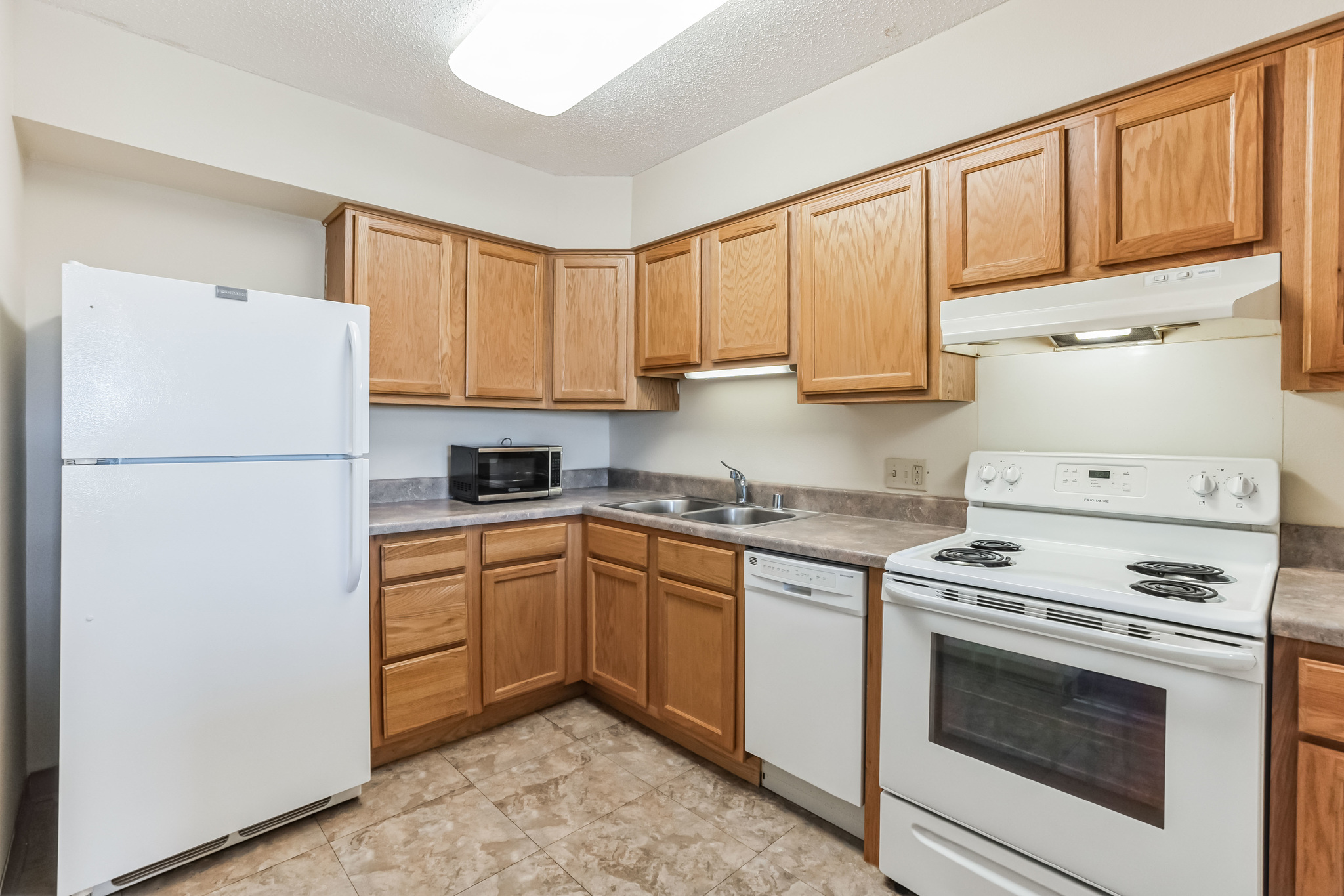 710_Miner_Ave_W_Ladysmith_WI_54848_USA-Kitchen-F2S08956.jpg