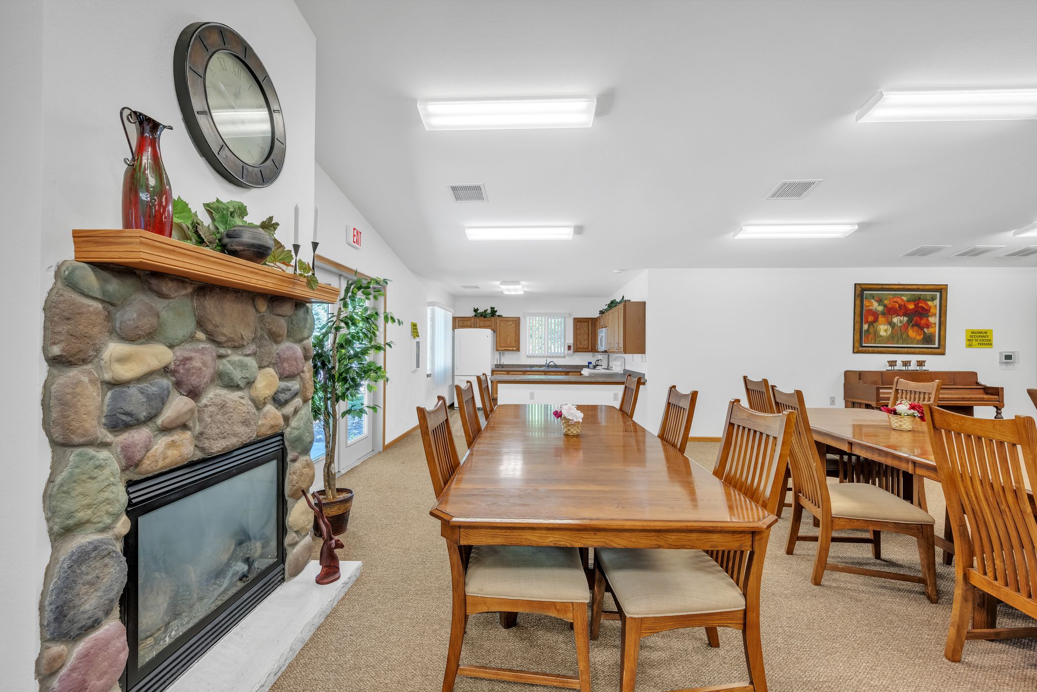 88537_S_Neenah_Ave_Sturgeon_Bay_WI_54235_USA-Dining_room-DSC_9072.jpg